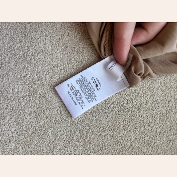 Express – Sleeveless Blouse (Size S, Color Tan) - Picture 4 of 4